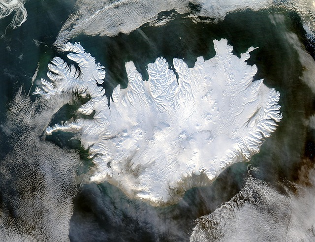 iceland-winter-polar-cap-eternal-ice-glacier